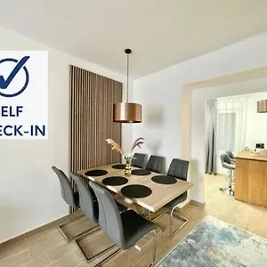  Apartamento R52-4 #freeparking